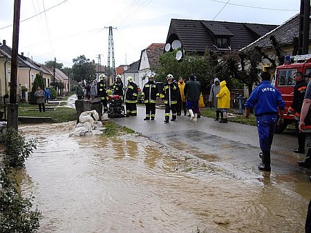 R&eacute;pcevisi &aacute;rv&iacute;z - 2010. m&aacute;jus 30.