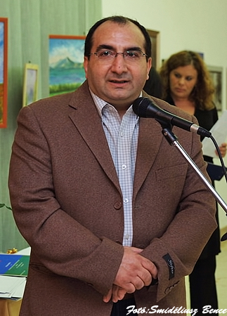 Romanap az MMIK-ban