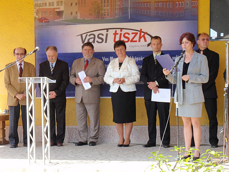 S&aacute;rv&aacute;ri alapkőlet&eacute;tel