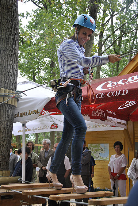 Cserháti Tamara MIiss World Hungary