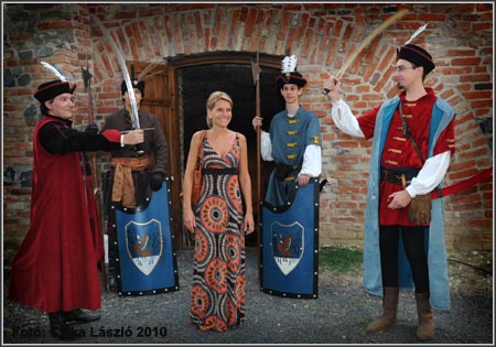 Báthory Lakoma Sárváron