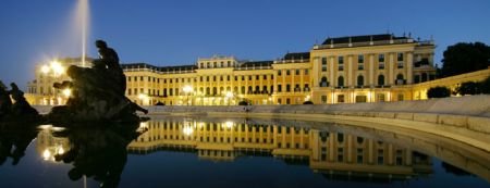 Sch&ouml;nbrunni kast&eacute;ly