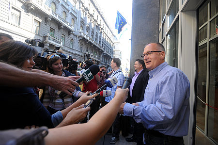 Simon G&aacute;bor