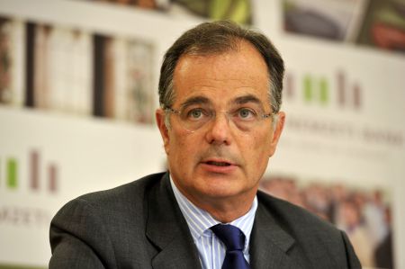 Simor Andr&aacute;s