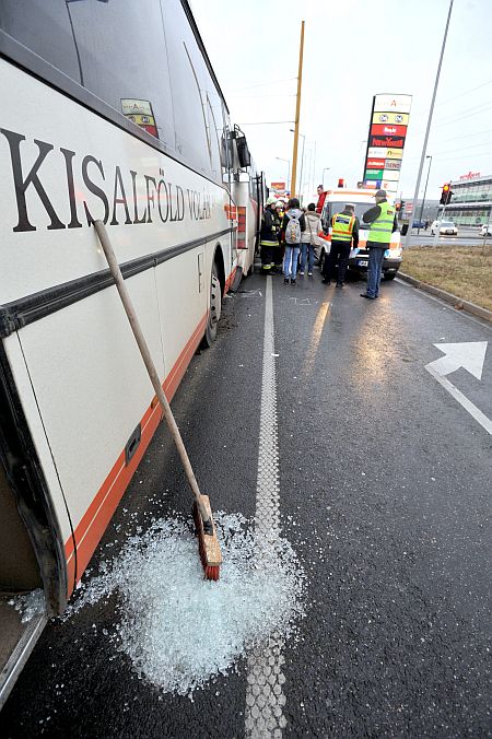 Soproni buszbaleset