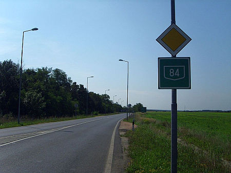 Stoppal a Balatonra