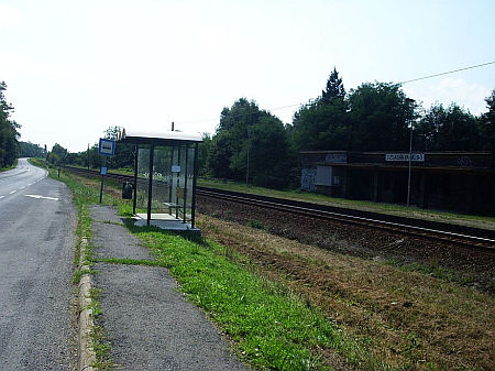 Stoppal a Balatonra