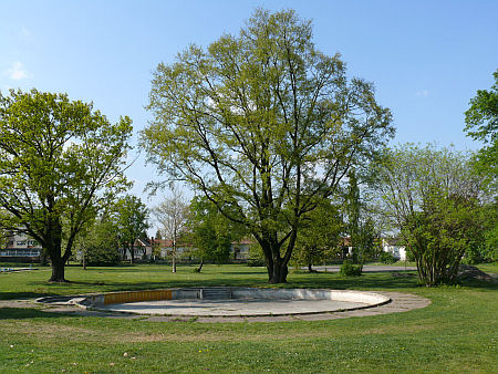 Szombathely, városliget, strand