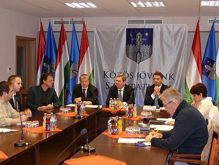 Gyutai Csaba, Pusk&aacute;s Tivadar &eacute;s Cseresny&eacute;s P&eacute;ter