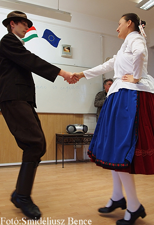 Tan&eacute;vnyit&oacute; &uuml;nneps&eacute;g Szombathelyen 