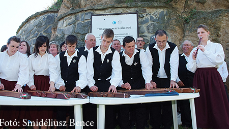 Trianon eml&eacute;kmű,, S&aacute;g hegy, 2010. j&uacute;nius 5.