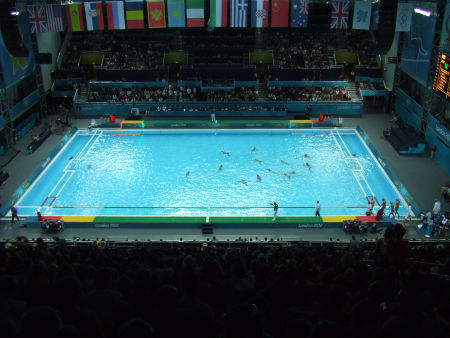Az olimpiai uszoda