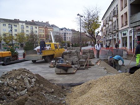 Javítják a nyilvános vécét