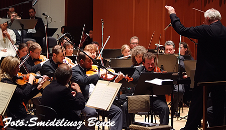  Don Carlos, Szombathely, Bart&oacute;k Terem