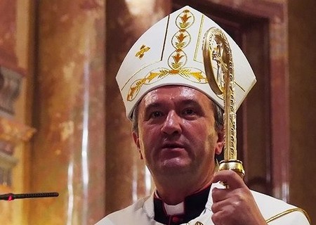 Veres András megyéspüspök
