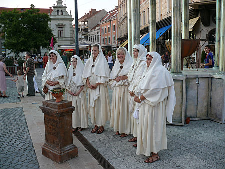Vesta-szűzek
