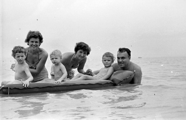 Ó a Balaton, régi nyarakon (2) : azok a '60-as évek.... Ó a Balaton, régi nyarakon (2) : azok a '60-as évek....