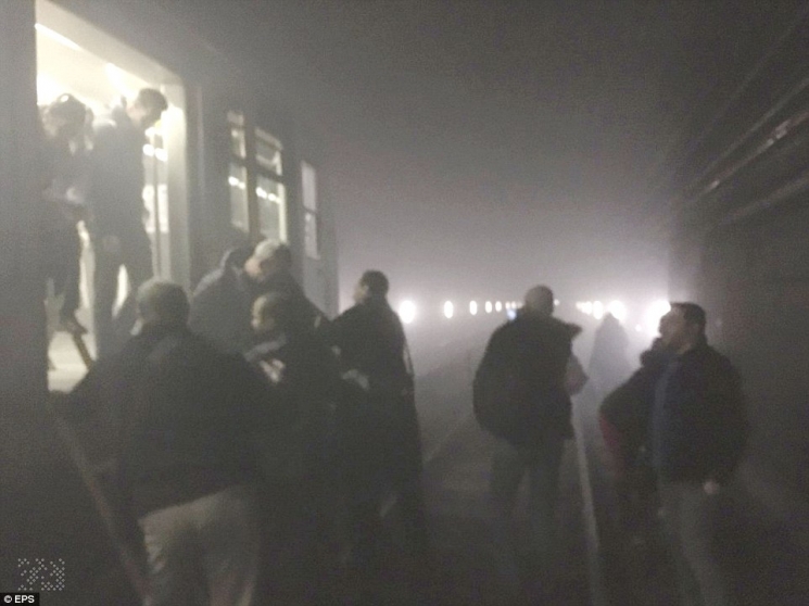 Robbanások a brüsszeli repülőtéren Robbanások a brüsszeli repülőtéren