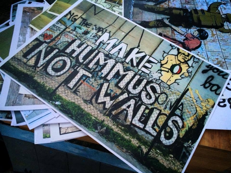 A világ leghíresebb graffitise így látja a menekültkérdést