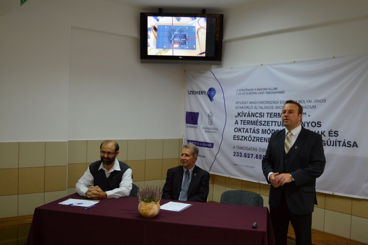 Befejeződött a Kíváncsi természet című projekt a Bolyaiban Befejeződött a Kíváncsi természet című projekt a Bolyaiban