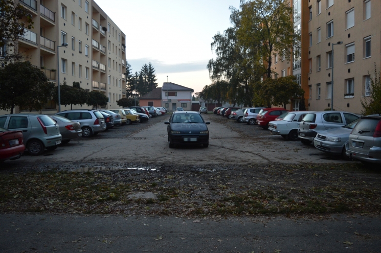 Olvasóink belehúztak: Újabb kreatív parkolások Szombathelyen 