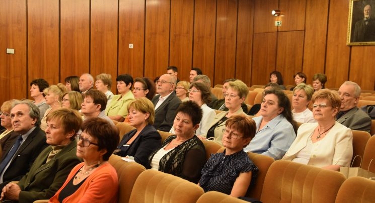 78 ülnök tett esküt Szombathelyen 78 ülnök tett esküt Szombathelyen