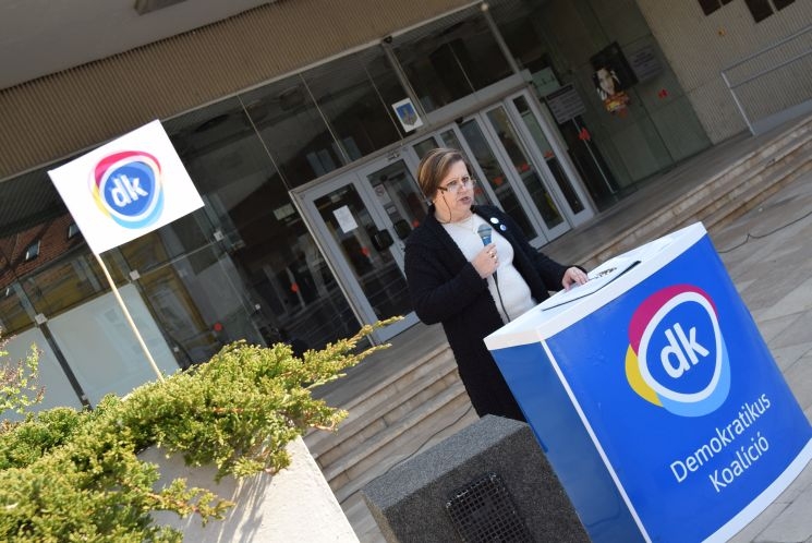 Dr. Demokrácia helyett Szombathely a tavaszt választotta Dr. Demokrácia helyett Szombathely a tavaszt választotta