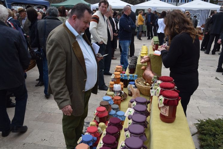 Egyéves a termelői piac Szombathelyen