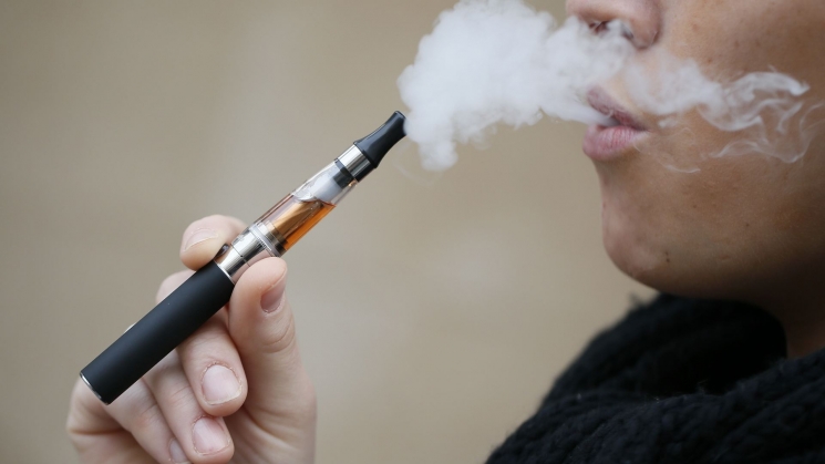 Tilos e-cigarettát használni ott, ahol dohányozni sem szabad Tilos e-cigarettát használni ott, ahol dohányozni sem szabad