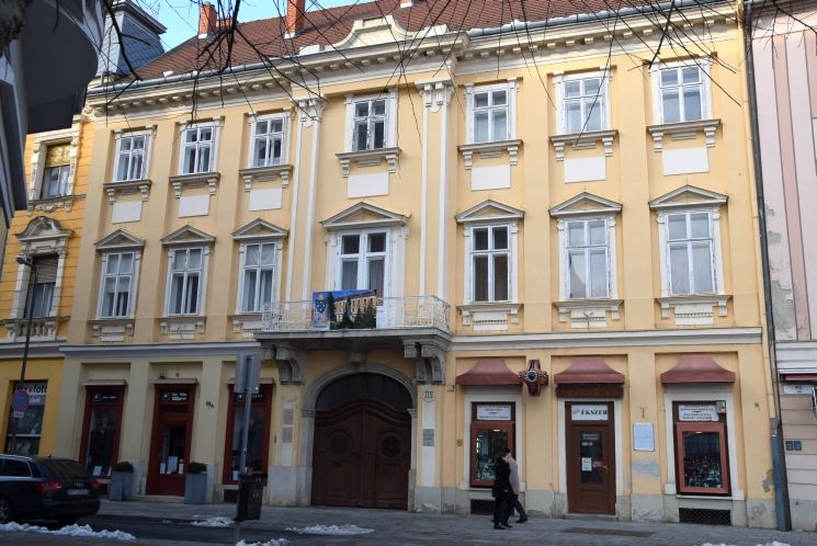 A szombathelyi Fő tér képekben