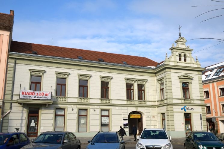 A szombathelyi Fő tér képekben
