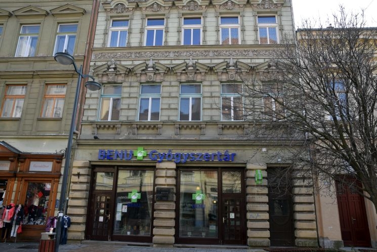 A szombathelyi Fő tér képekben