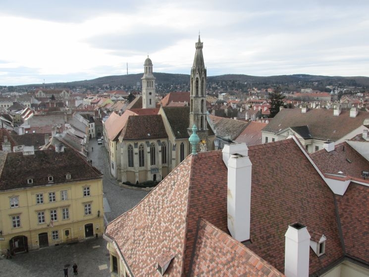 Sopron szimbóluma: a Tűztorony Sopron szimbóluma: a Tűztorony