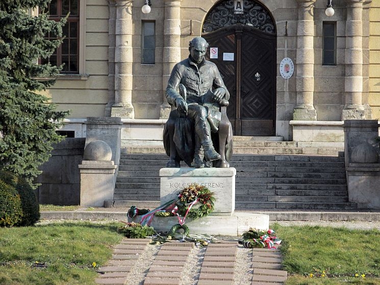 Soproni szoborszemle Soproni szoborszemle