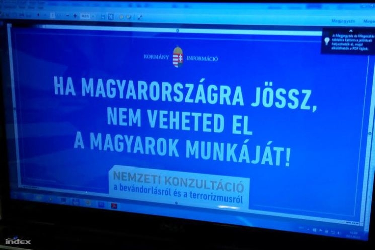 "Ha Magyarországra jössz, nem veheted el a magyarok munkáját!" "Ha Magyarországra jössz, nem veheted el a magyarok munkáját!"