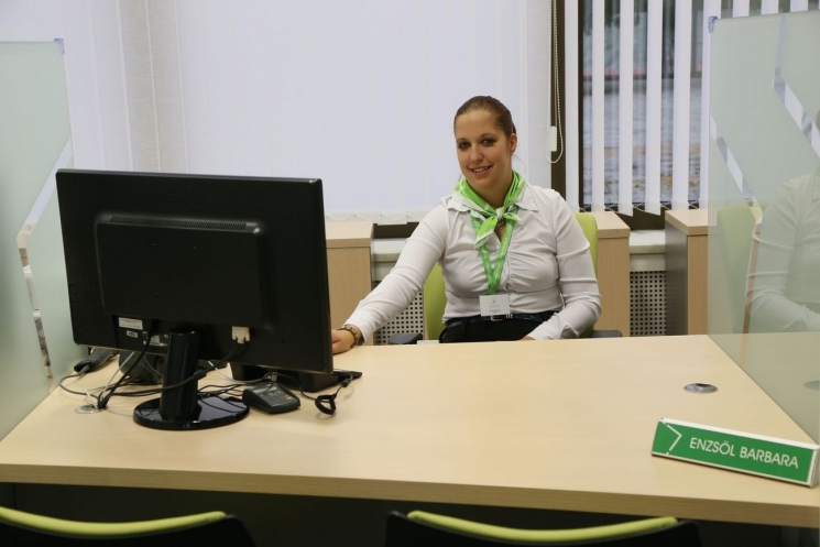 Kormányablak lett az okmányirodából a szombathelyi Bejczy utcában