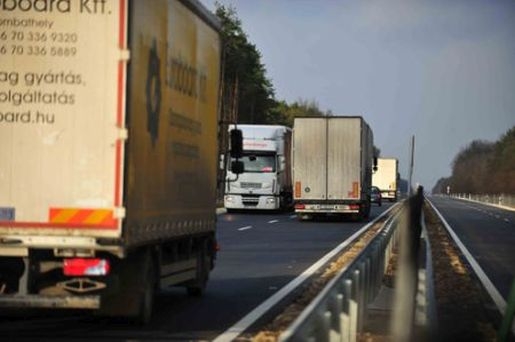 Valószínűleg egy január végéig nem nyúlnak a matricás rendszerhez
