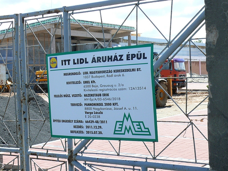 Másnak tűnik a Zanati úti Lidl, mint a korábbiak Másnak tűnik a Zanati úti Lidl, mint a korábbiak