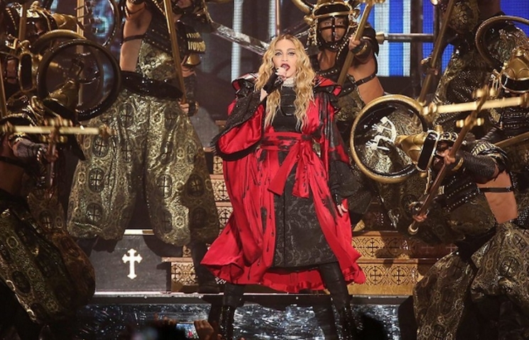 Madonna amerikai énekesnő európai turnéja első állomásán, Kölnben