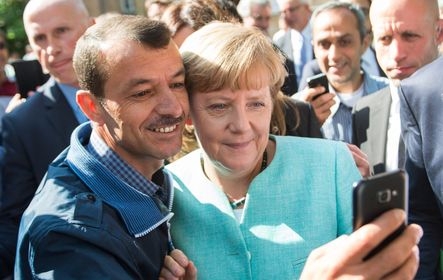 Selfie Merkellel Selfie Merkellel