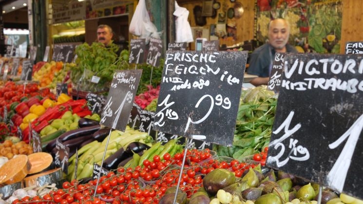 A bécsi Naschmarkt A bécsi Naschmarkt