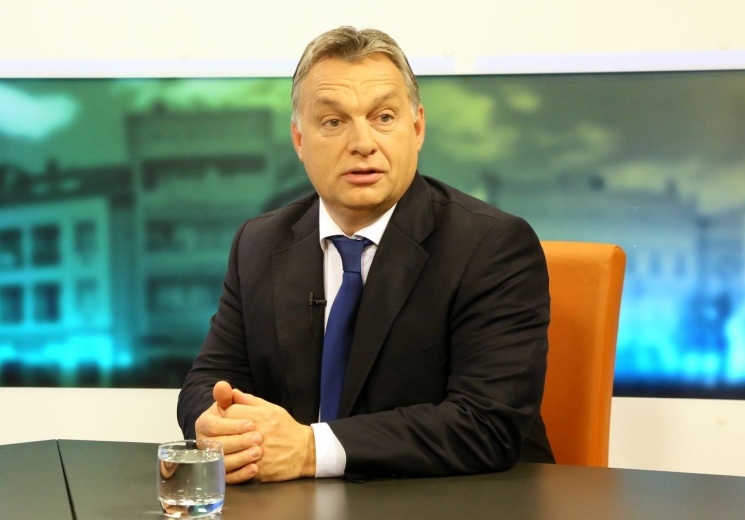 Orbán szerint Szombathely nyert azzal, hogy Hende Csaba már nem miniszter 