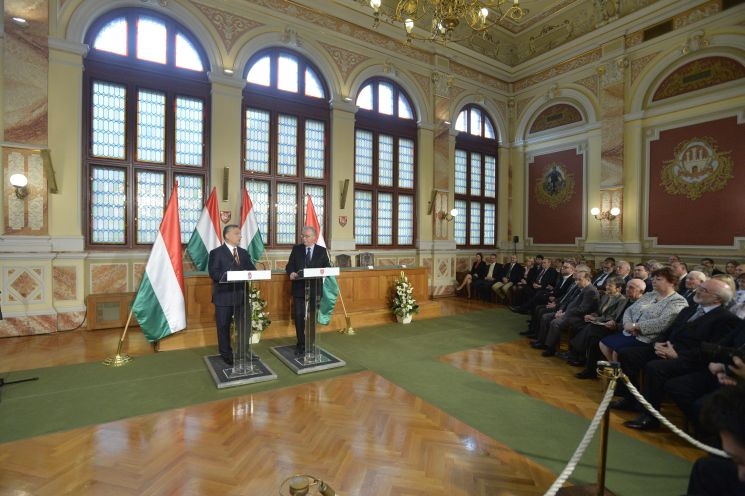 A kormány 2018-ig az összes megyei jogú várost be akarja kapcsolni az autópálya-rendszerbe