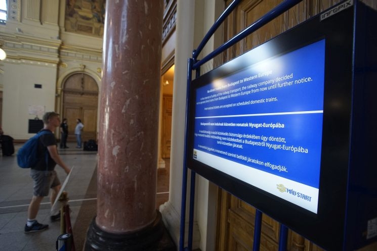 Migránsok szálltak fel a Budapestről Szzombathelyre induló intercityre