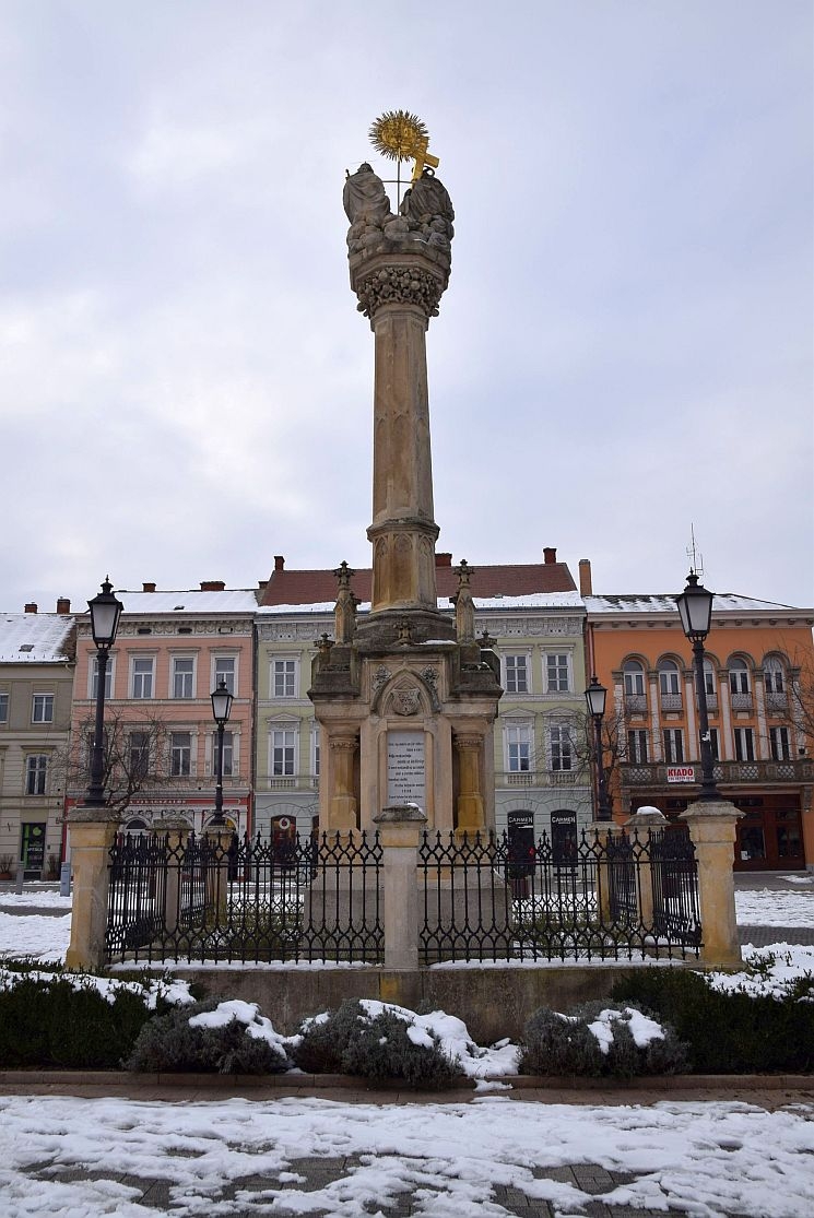 A szombathelyi Fő tér képekben