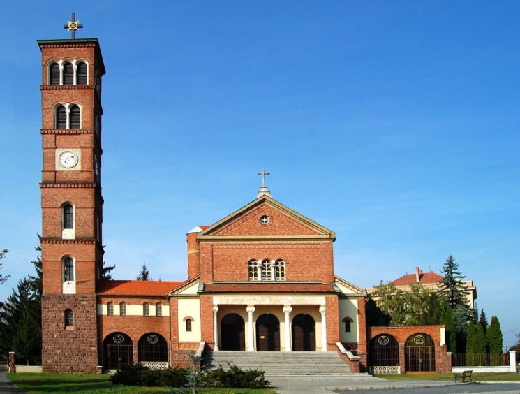 Szent Kvirin plébánia Szalézi templom Szent Kvirin plébánia Szalézi templom