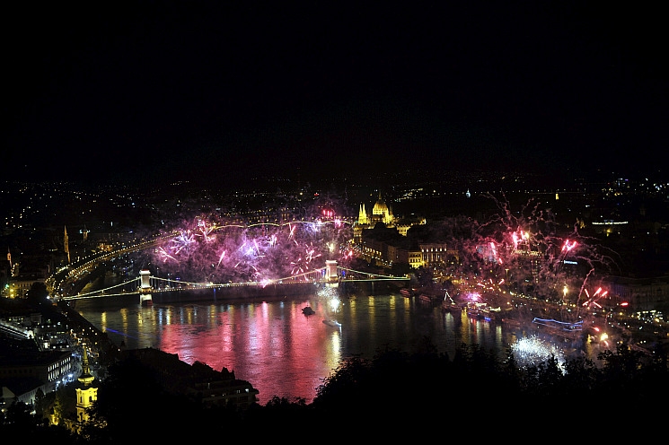 Az augusztus 20-i budapesti tűzijáték képei