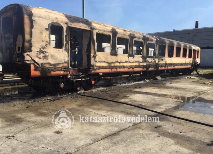 Egyelőre nem tudni, mi okozott tüzet a szerdán kiégett vasúti kocsiban Szombathelyen Egyelőre nem tudni, mi okozott tüzet a szerdán kiégett vasúti kocsiban Szombathelyen