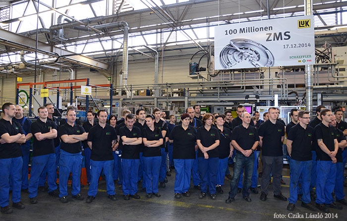 A Schaeffler-csoport százmilliomodik kéttömegű lendítőkereke A Schaeffler-csoport százmilliomodik kéttömegű lendítőkereke