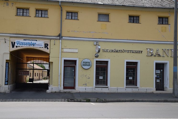 Újabb üzletek és irodák zártak be Szombathely belvárosában Újabb üzletek és irodák zártak be Szombathely belvárosában